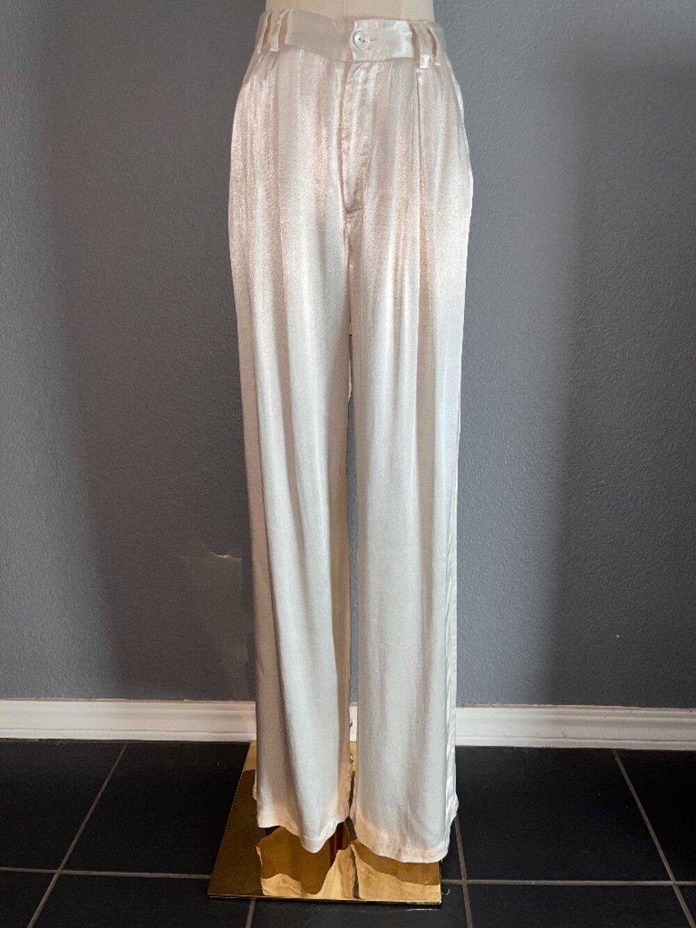 DISSH Champagne Satin Wide Leg Pleated Pants High Rise Flowy Boho Luxury EUC - 4